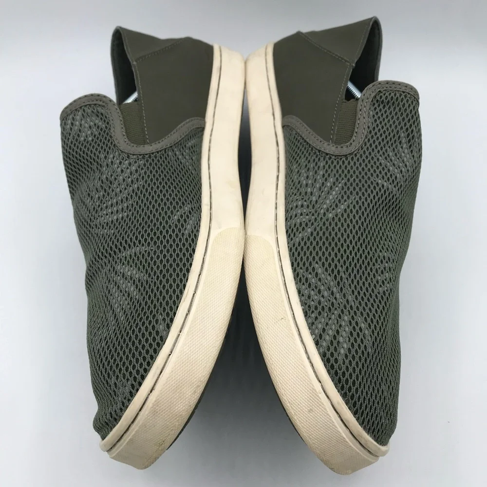 OluKai Pehuea Casual Slip On Comfort Shoes Green Foliage Print Women's 11 Mesh